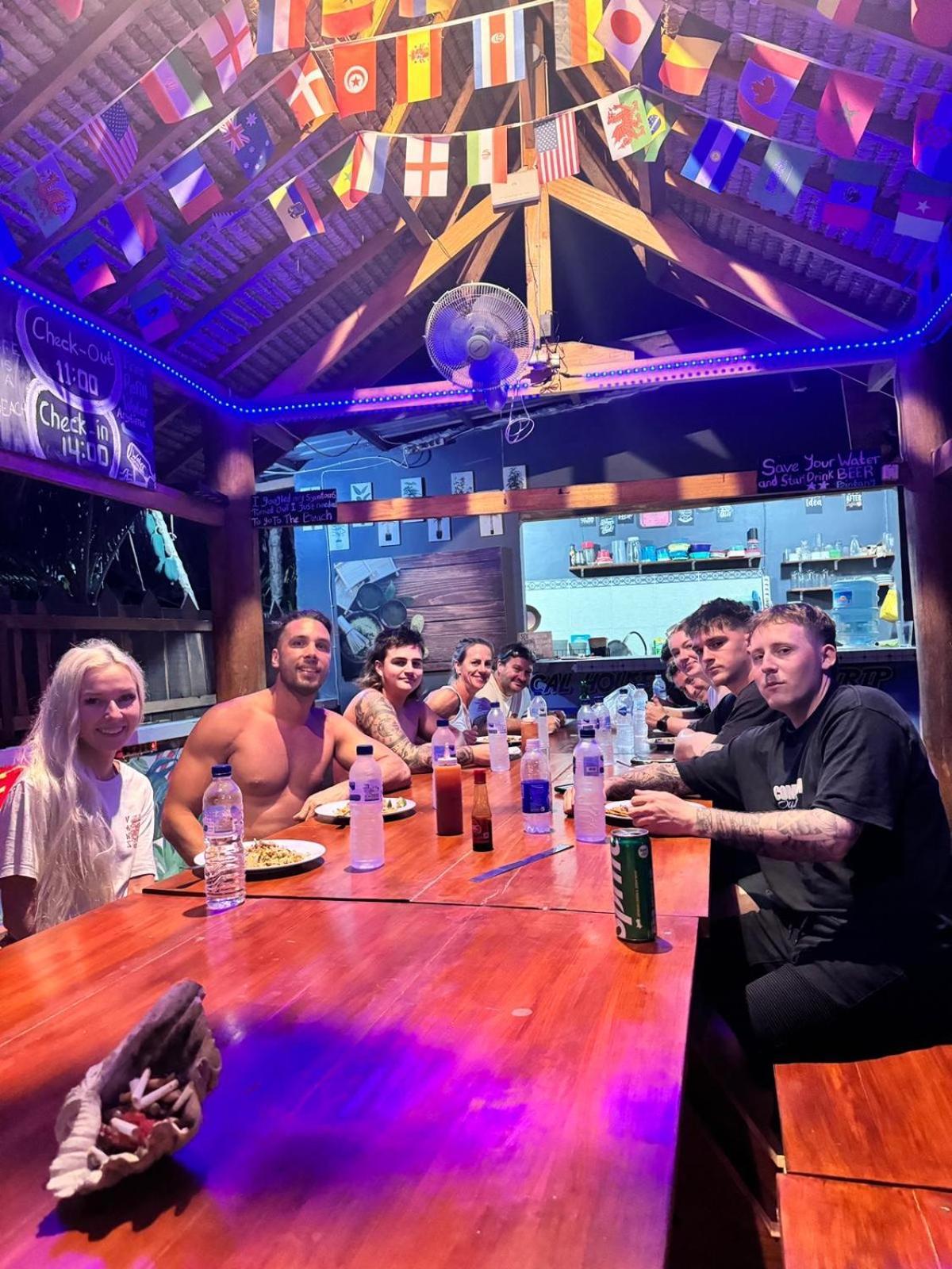 Tropical House Bungalows ギリ・トラワンガン エクステリア 写真